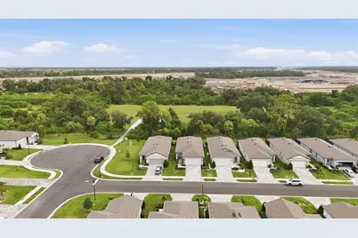 9410 Shorebird Court, Parrish, FL 34219 - Photo 4