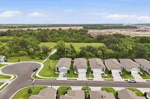 9410 Shorebird Ct, Parrish, FL 34219 - Photo 4