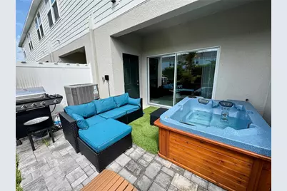8952 Daybreak Street, Sarasota, FL 34241 - Photo 2
