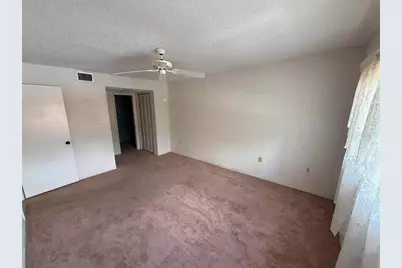 2536 Clubhouse Circle #202, Sarasota, FL 34232 - Photo 16