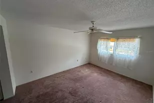 2536 Clubhouse Cir, Sarasota, FL 34232 - Photo 18