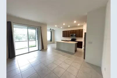 3551 74th Avenue Circle E, Sarasota, FL 34243 - Photo 10