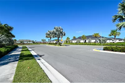 3551 74th Avenue Circle E, Sarasota, FL 34243 - Photo 38