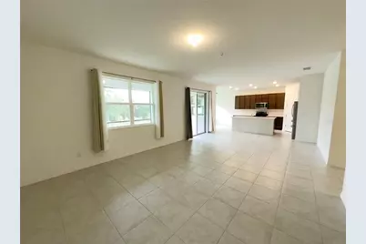 3551 74th Avenue Circle E, Sarasota, FL 34243 - Photo 8