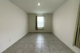 3551 74th Ave Circle E, Sarasota, FL 34243 - Photo 28