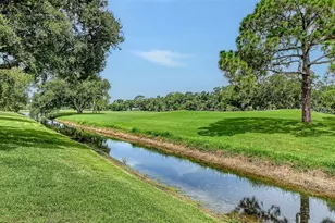 5621 Palm Aire Dr, Sarasota, FL 34243 - Photo 40