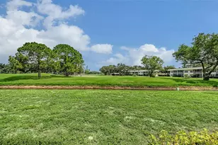 5621 Palm Aire Dr, Sarasota, FL 34243 - Photo 38