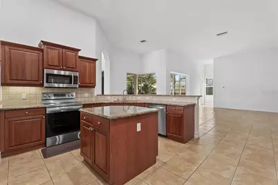 7595 Trillium Boulevard, Sarasota, FL 34241 - Photo 14