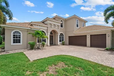 7595 Trillium Boulevard, Sarasota, FL 34241 - Photo 2