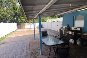 3609 Schwalbe Dr, Sarasota, FL 34235 - Photo 16