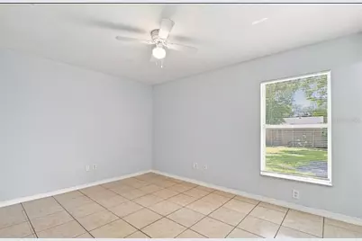 5717 E 11th Street E, Bradenton, FL 34203 - Photo 16