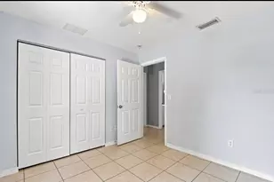 5717 E 11th Street E, Bradenton, FL 34203 - Photo 16