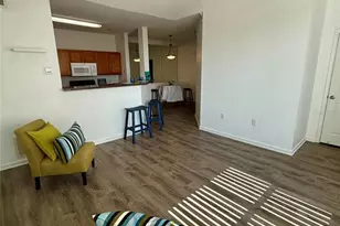 4802 51st Street W, Bradenton, FL 34210 - Photo 2