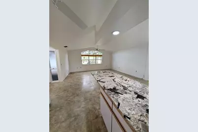 1315 8th Street W, Palmetto, FL 34221 - Photo 6