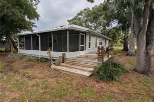 1315 8th St W, Palmetto, FL 34221 - Photo 8