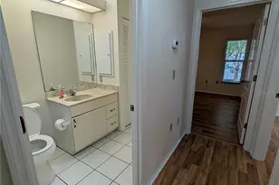 1315 8th St W, Palmetto, FL 34221 - Photo 10