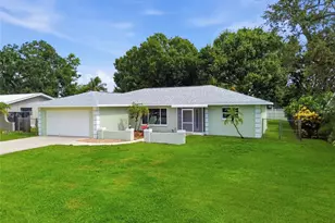 5608 4th Ave NW, Bradenton, FL 34209 - Photo 2
