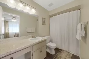 7805 Amberlea Ct, Temple Terrace, FL 33637 - Photo 18