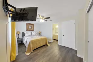 7805 Amberlea Ct, Temple Terrace, FL 33637 - Photo 12