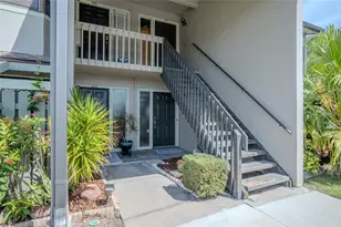 5797 Summerside Ln, Sarasota, FL 34231 - Photo 2