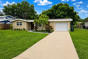 4200 Winthrop St, Sarasota, FL 34232 - Photo 2