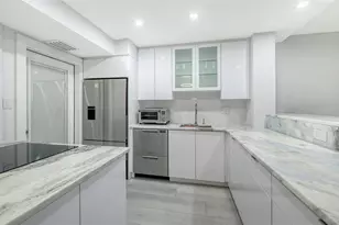 1150 Tarpon Center Dr, Venice, FL 34285 - Photo 6