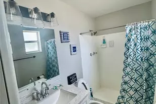 8628 Magnolia Dr, Seminole, FL 33777 - Photo 20