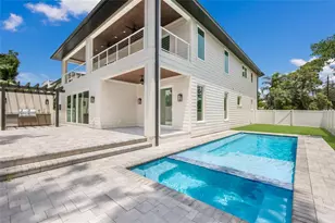 2596 Floyd St, Sarasota, FL 34239 - Photo 30
