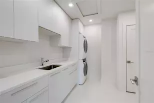 2596 Floyd St, Sarasota, FL 34239 - Photo 26