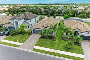 621 Fire Bush Ct, Bradenton, FL 34212 - Photo 48