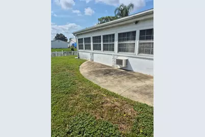 2604 Reef Court, Orlando, FL 32805 - Photo 2