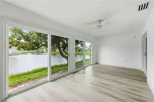 4756 Oak Hill Dr, Sarasota, FL 34232 - Photo 12