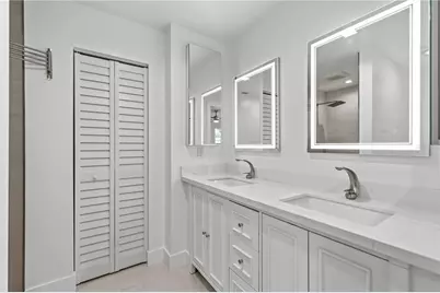 4756 Oak Hill Drive #16, Sarasota, FL 34232 - Photo 16