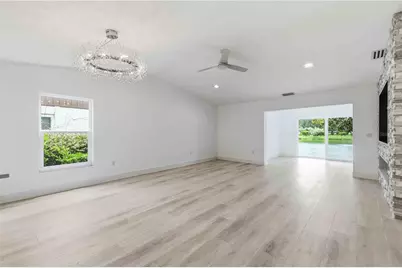 4756 Oak Hill Drive #16, Sarasota, FL 34232 - Photo 8