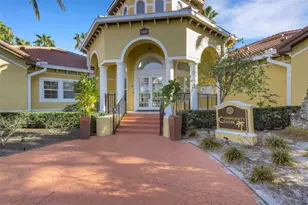5601 Bentgrass Dr, Sarasota, FL 34235 - Photo 2