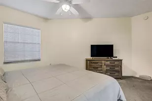 5601 Bentgrass Dr, Sarasota, FL 34235 - Photo 20