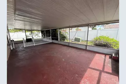 3710 31st Avenue W, Bradenton, FL 34205 - Photo 2