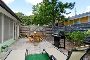 507 Madison Ct, Sarasota, FL 34236 - Photo 18