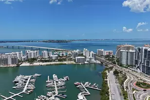 1111 N Gulfstream Ave, Sarasota, FL 34236 - Photo 1
