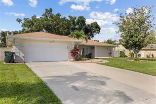 5776 Augusta Cir, Sarasota, FL 34238 - Photo 4