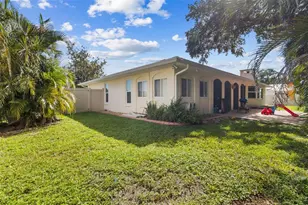 5776 Augusta Cir, Sarasota, FL 34238 - Photo 32