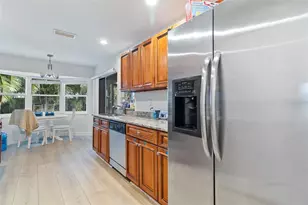 5776 Augusta Cir, Sarasota, FL 34238 - Photo 10