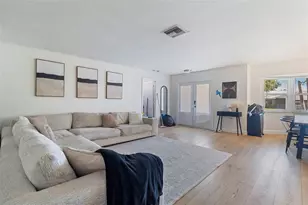 5776 Augusta Cir, Sarasota, FL 34238 - Photo 8