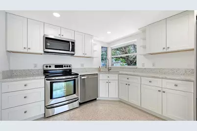 6711 S Lockwood Ridge Road, Sarasota, FL 34231 - Photo 18