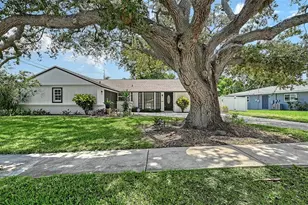 6711 S Lockwood Ridge Rd, Sarasota, FL 34231 - Photo 1