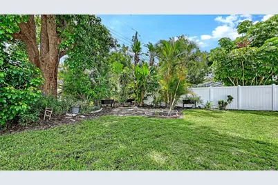 6711 S Lockwood Ridge Road, Sarasota, FL 34231 - Photo 46