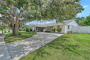 6711 S Lockwood Ridge Rd, Sarasota, FL 34231 - Photo 4