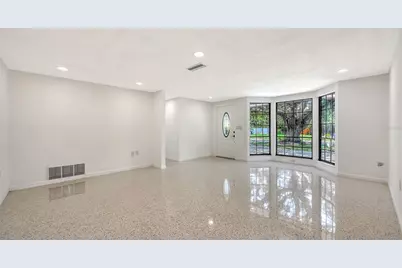 6711 S Lockwood Ridge Road, Sarasota, FL 34231 - Photo 12
