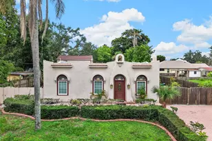 714 29th St W, Bradenton, FL 34205 - Photo 1