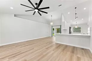2405 Appaloosa Cir, Sarasota, FL 34240 - Photo 12